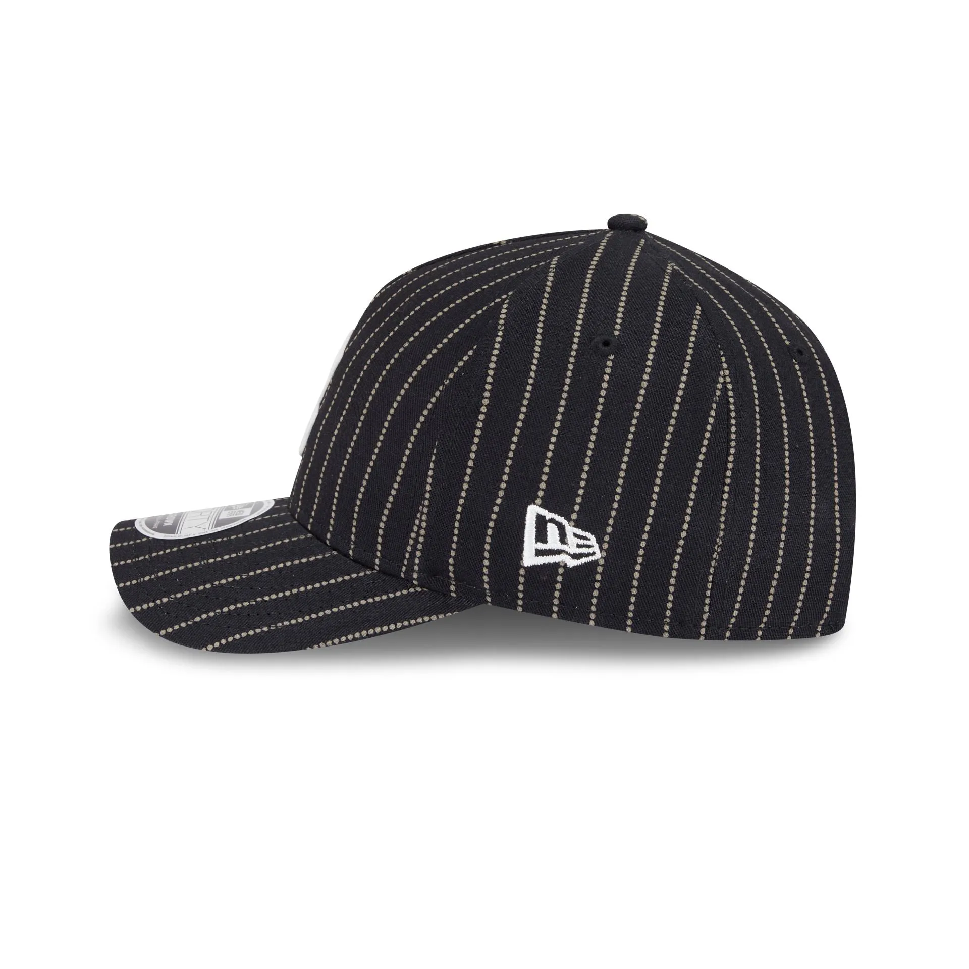 Atlanta Braves Three Looms Pinstripe 9FORTY A-Frame M-Crown Adjustable