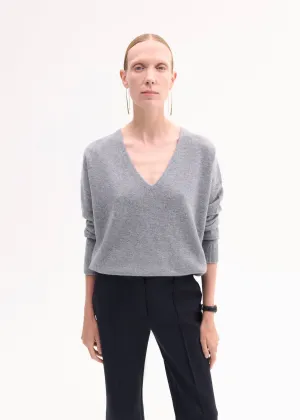 V-Neck Long Sleeve Sweater in Cashmere - Grey