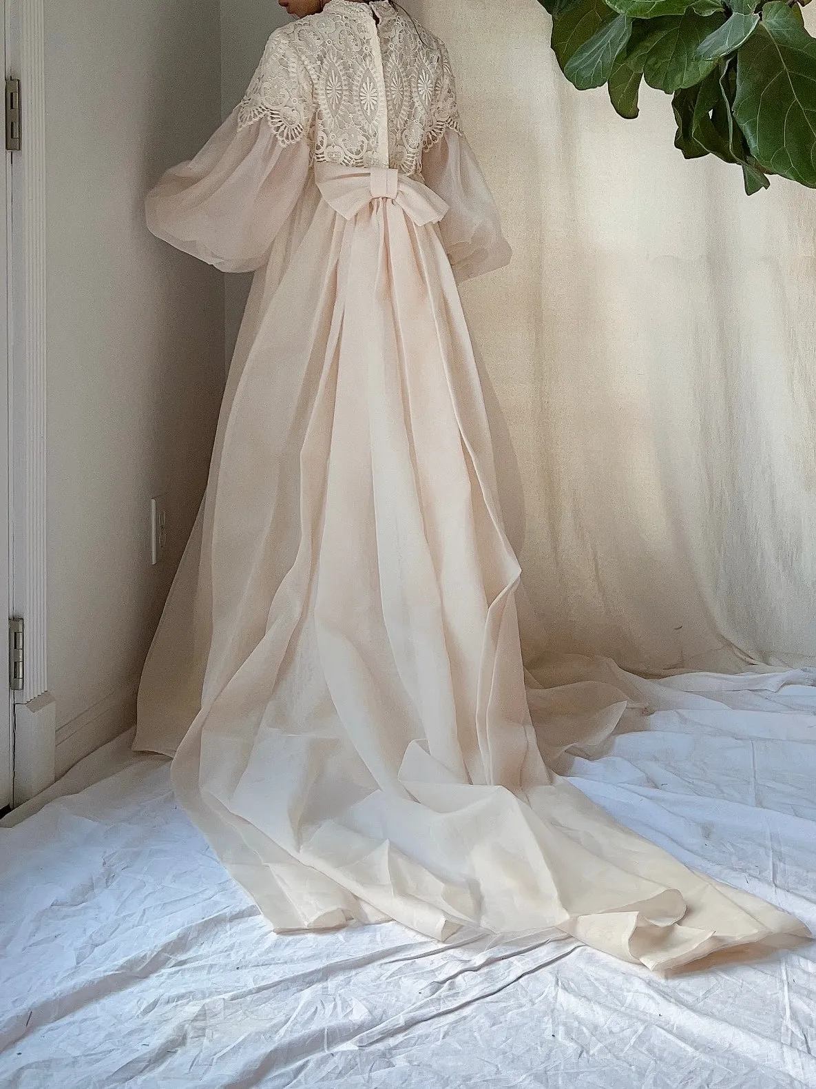 Vintage Puff Sleeves High Neck Gown - M